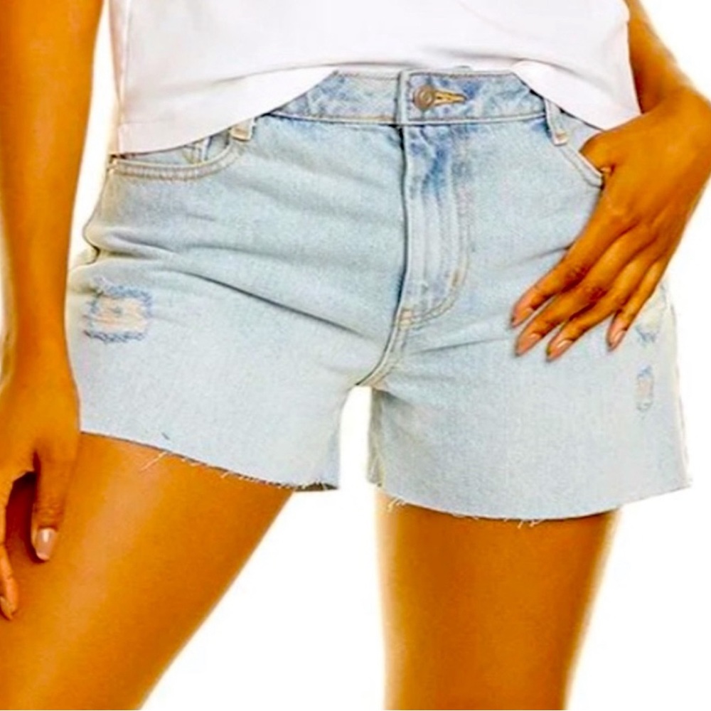 NWT Avec Les Filles Jean Shorts Size 31